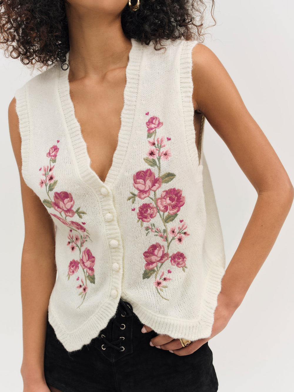 Molly Embroidered Sweater Vest Cream