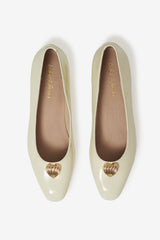 Edie Flat Cream