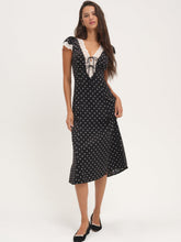 Cross Your Heart Midi Dress Black Dot