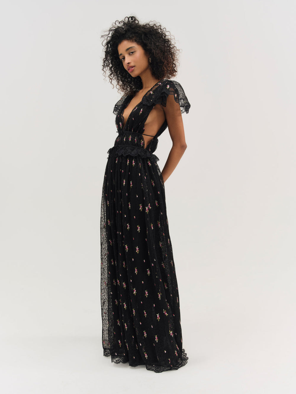 Poppy Pleated Lace Maxi Dress Black
