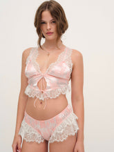 Audrey Jacquard Shorts Peach