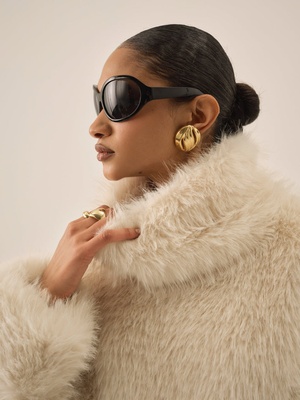 Arctic Faux Fur Pullover Cream