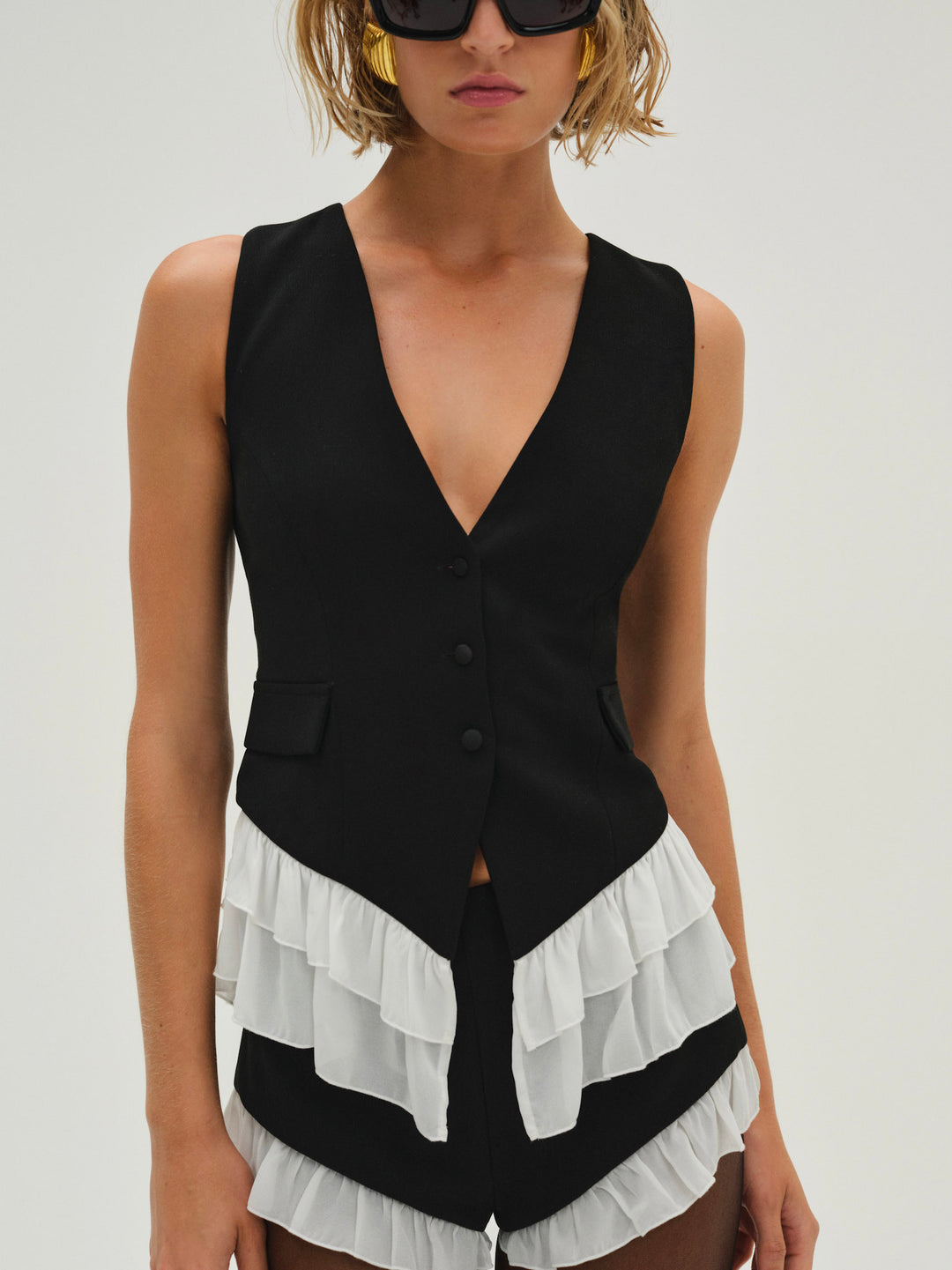 Noemie Vest Black