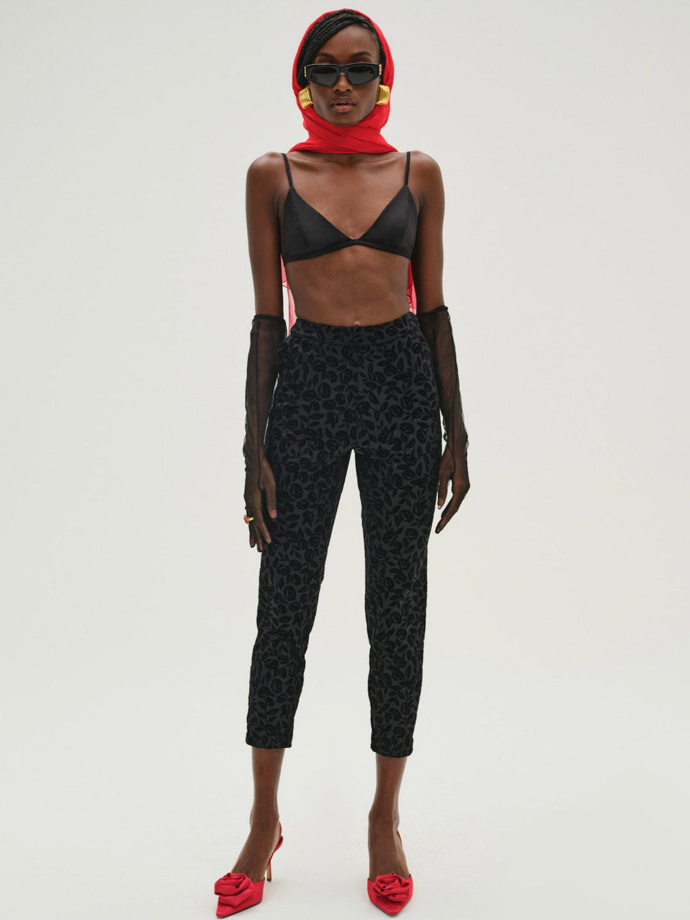 Midnight Velvet Capri Pant Black