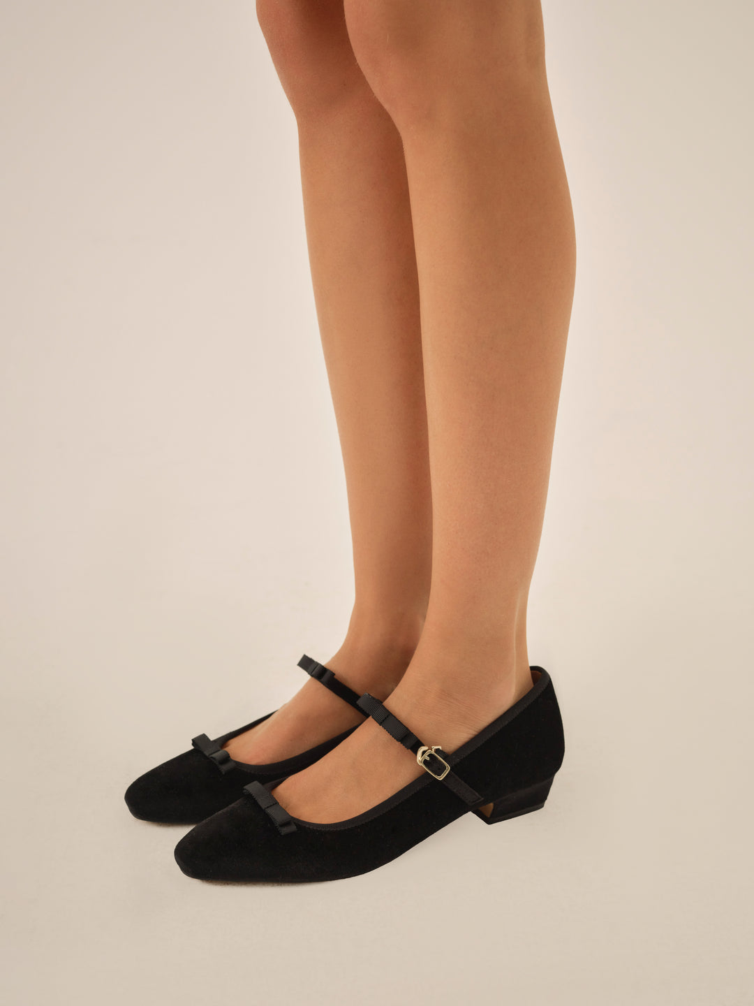 Lucia Velvet Mary Jane Black