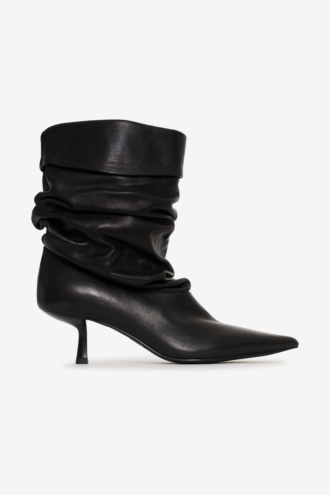 Verbana Slouch Boot Black