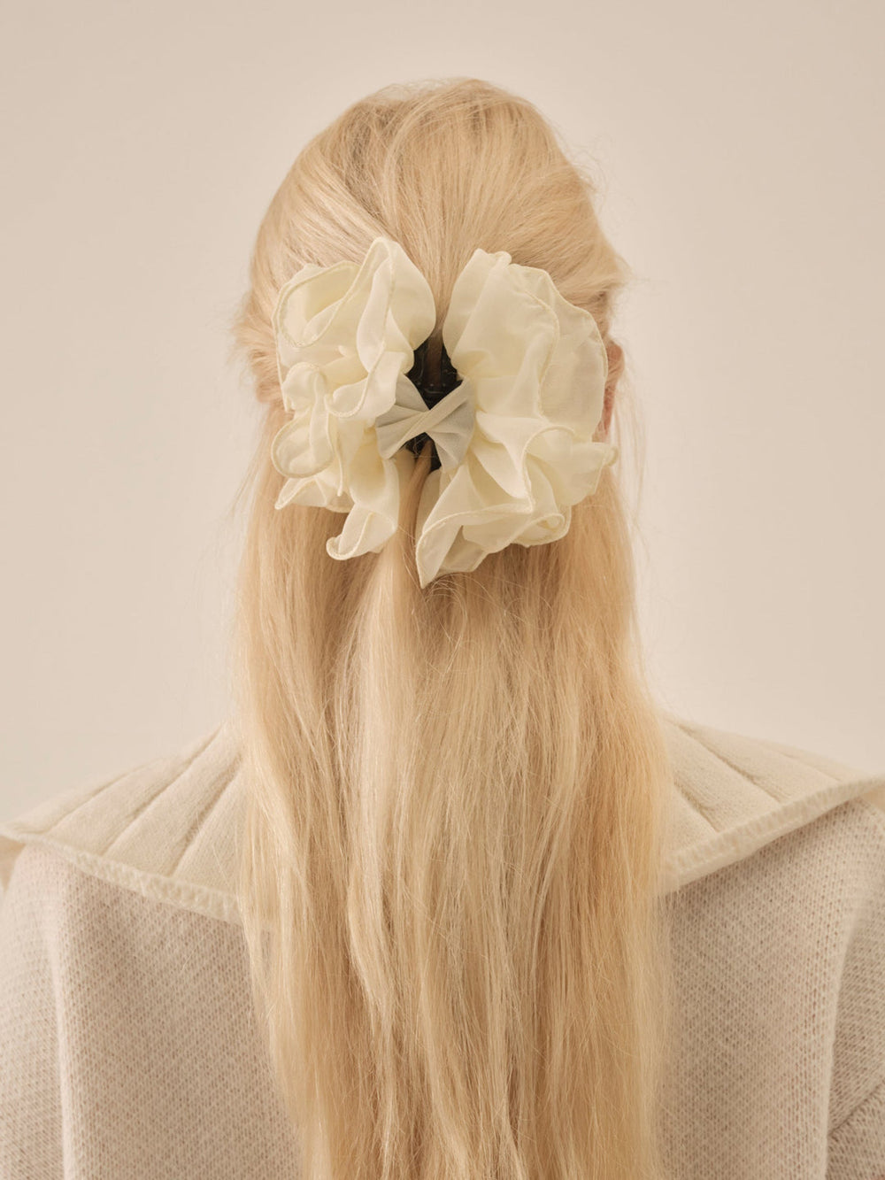 Rosette Hair Clip Cream