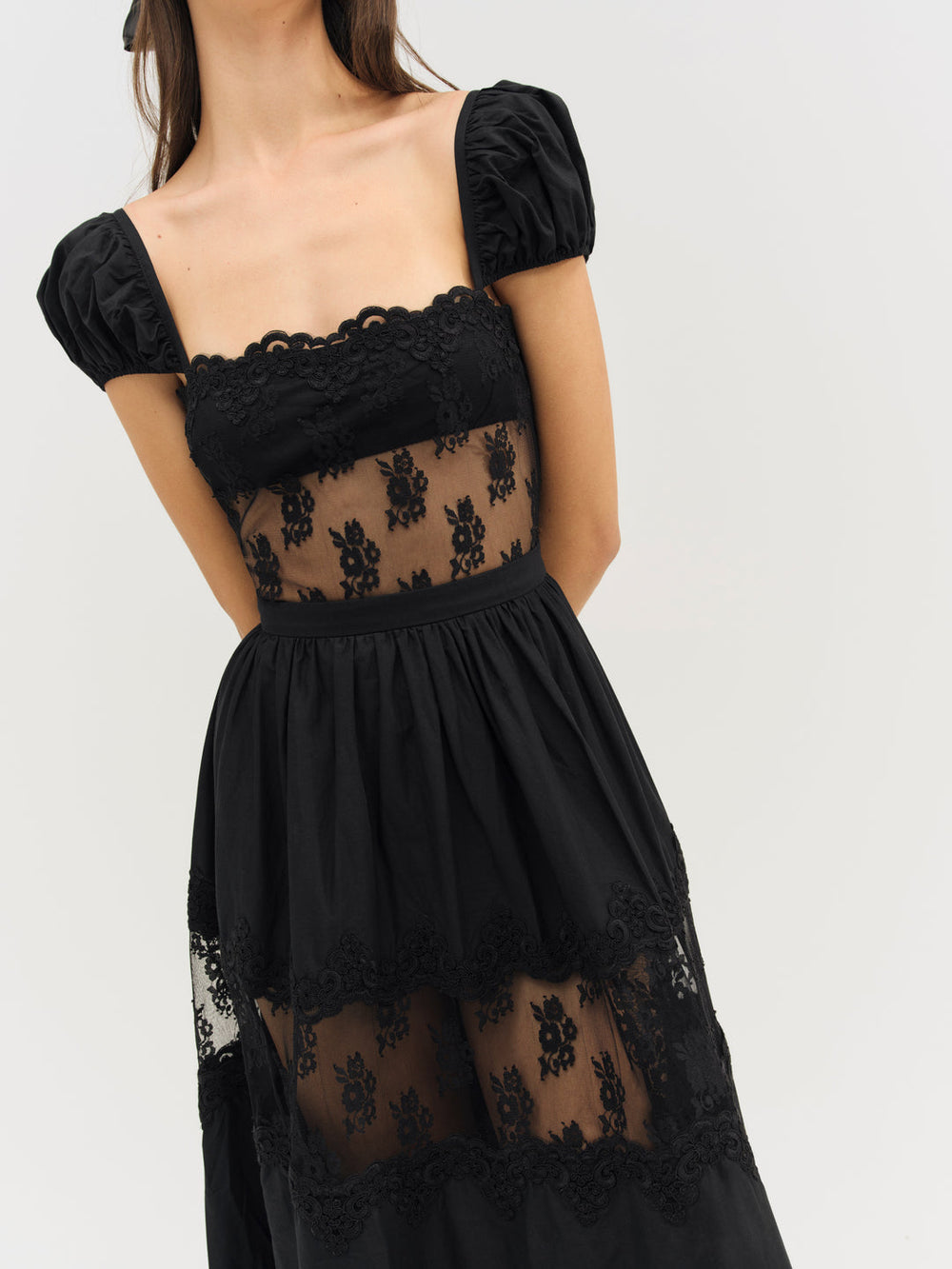 Liya Lace Midi Dress Black