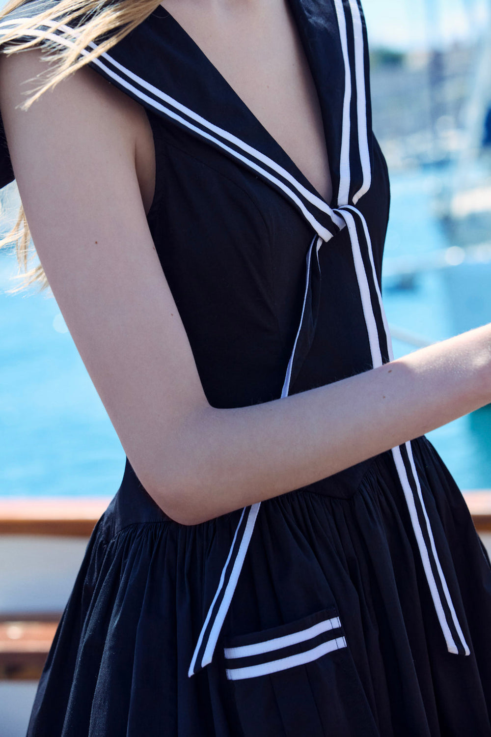Helena Poplin Collared Midi Dress Black