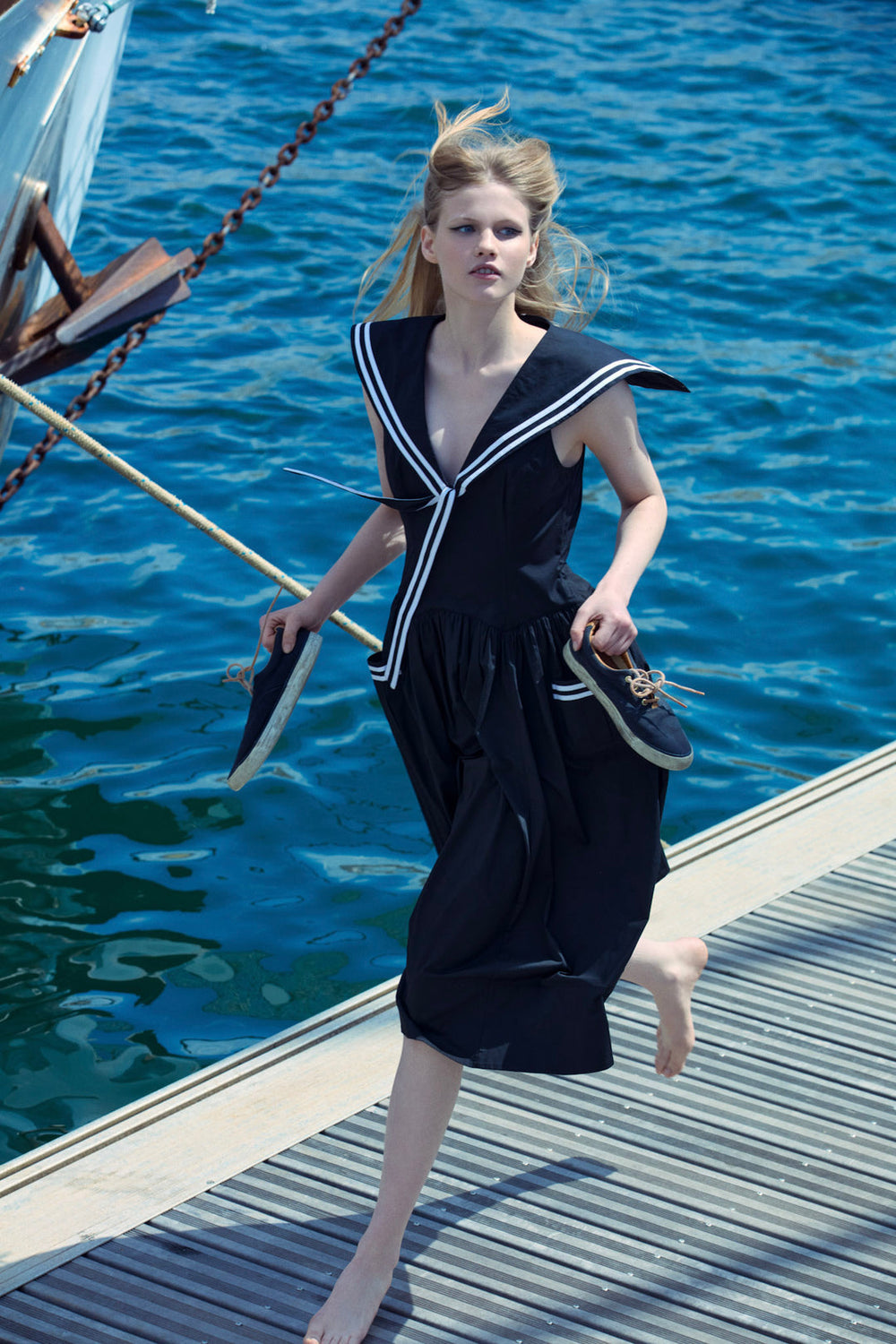 Helena Poplin Collared Midi Dress Black