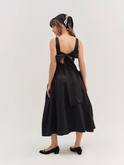 Evanie Structured Midi Dress Black