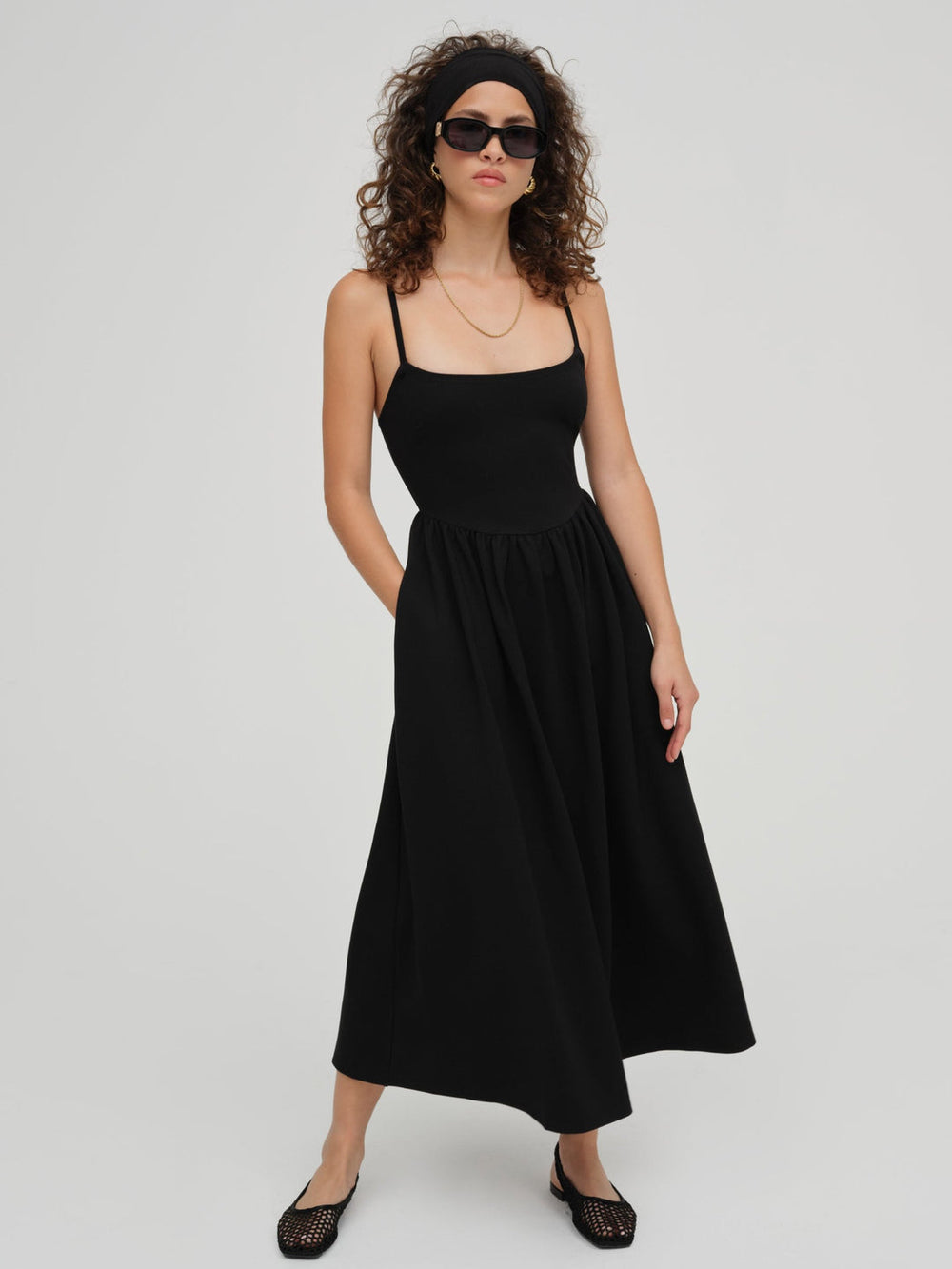 Wilhelmina Midi Dress Black